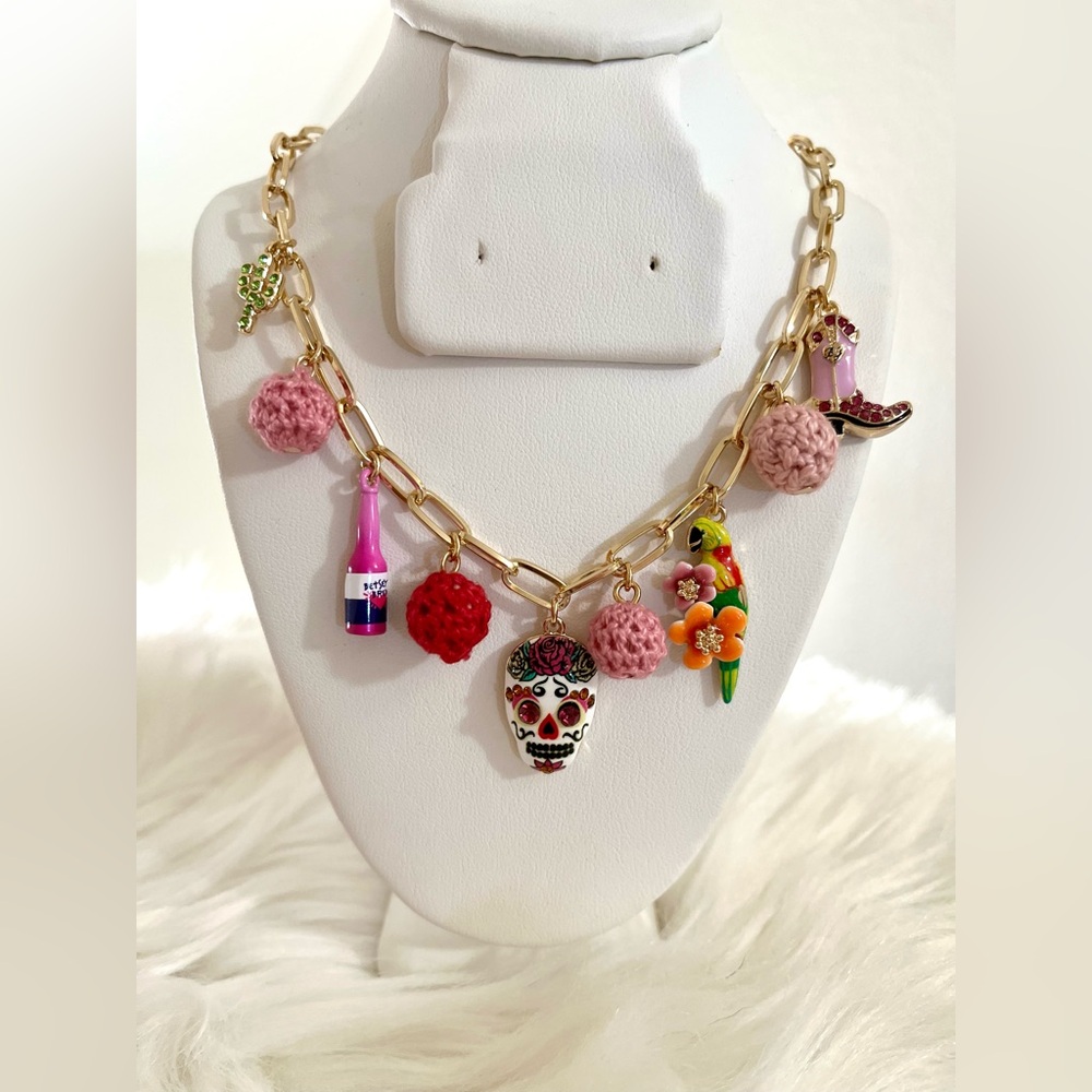 NWT Betsey Johnson Fiesta Necklace